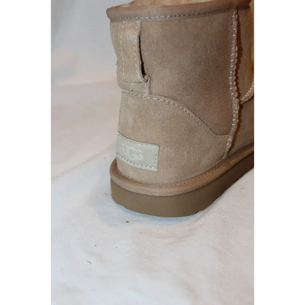 UGG CLASSIC MIN SUEDE‎ SHEARLING LINED BOOTS SAND NEW YOUTH 5 WOMEN 6.5-7